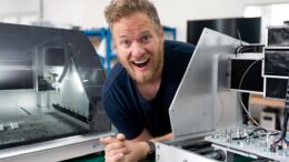 Behind-the-Scenes-at-a-Desktop-CNC-Mill-Factory-in-China